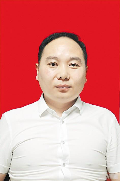 王小利